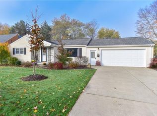 224 Hillcrest Ave, Hubbard, OH 44425