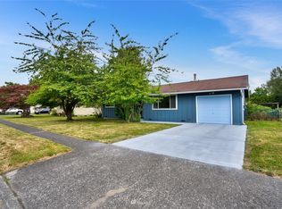 1923 E Viewmont Dr, Mount Vernon, WA 98273