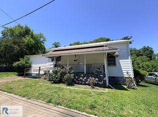 13 Oak Ridge Ave, Danville, VA 24541
