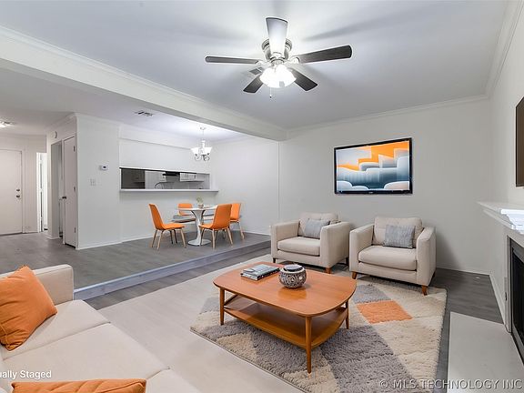 5th image of 3320 W Washington St #38