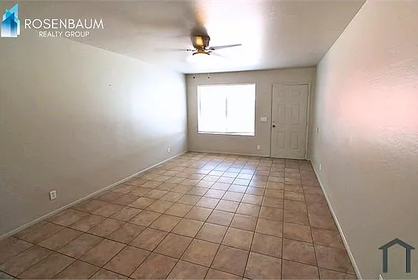 2 bed, 810 sqft, $1,249 — Photo 3