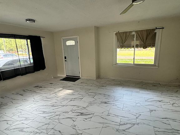 5th image of 7012 MARVIN Avenue