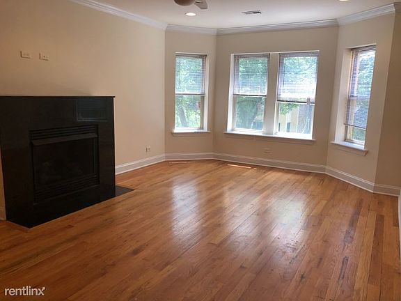 2nd image of 2240 W Morse Ave APT 2