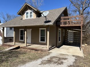 1200 W Maple Ave, Independence, MO 64050