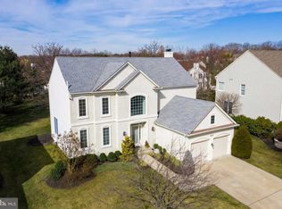 10 Furlong Dr, Cherry Hill, NJ 08003