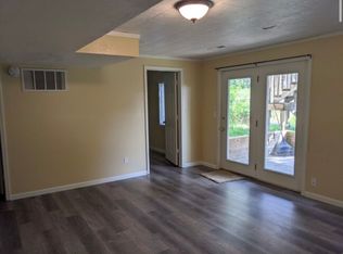 2130 10th St, Coralville, IA 52241