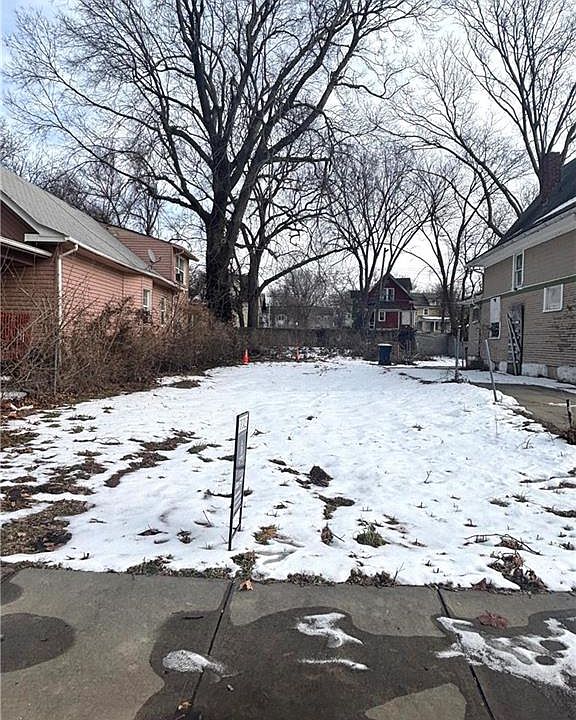 1st image of 3327 Chestnut Ave