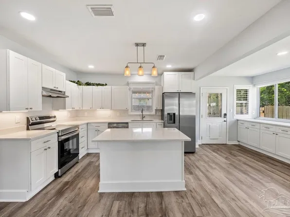 2931 N 15th Ave, Pensacola, FL 32503
