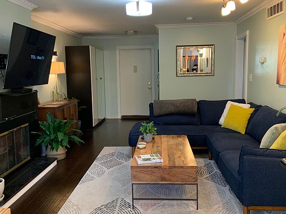 2nd image of 10106 Summertime Ln
