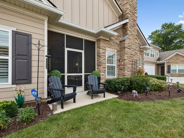 2538 Stonecenter Ln, Murfreesboro, TN 37128