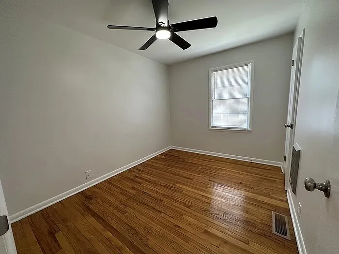 2712 Garvin Rd NW — Photo 10