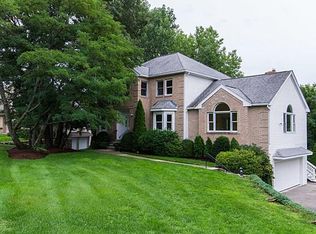 26 Lory Dr, Waltham, MA 02452