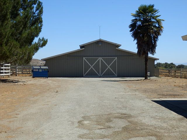 2nd image of 3360 Canada Rd