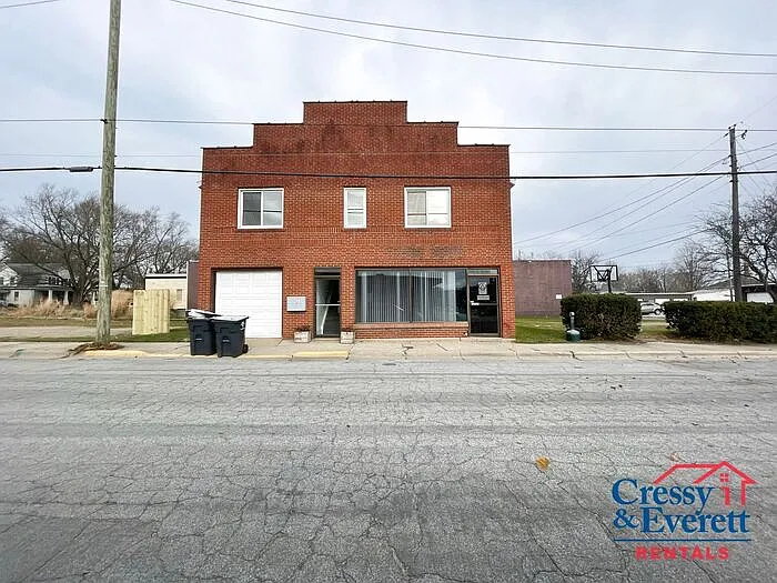 1 bed, 1.0 bath, 800 sqft, $850 — Photo 1