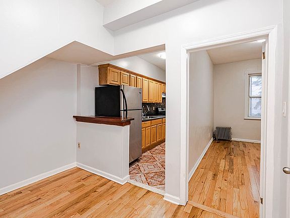 4th image of 510 De Kalb Ave #2