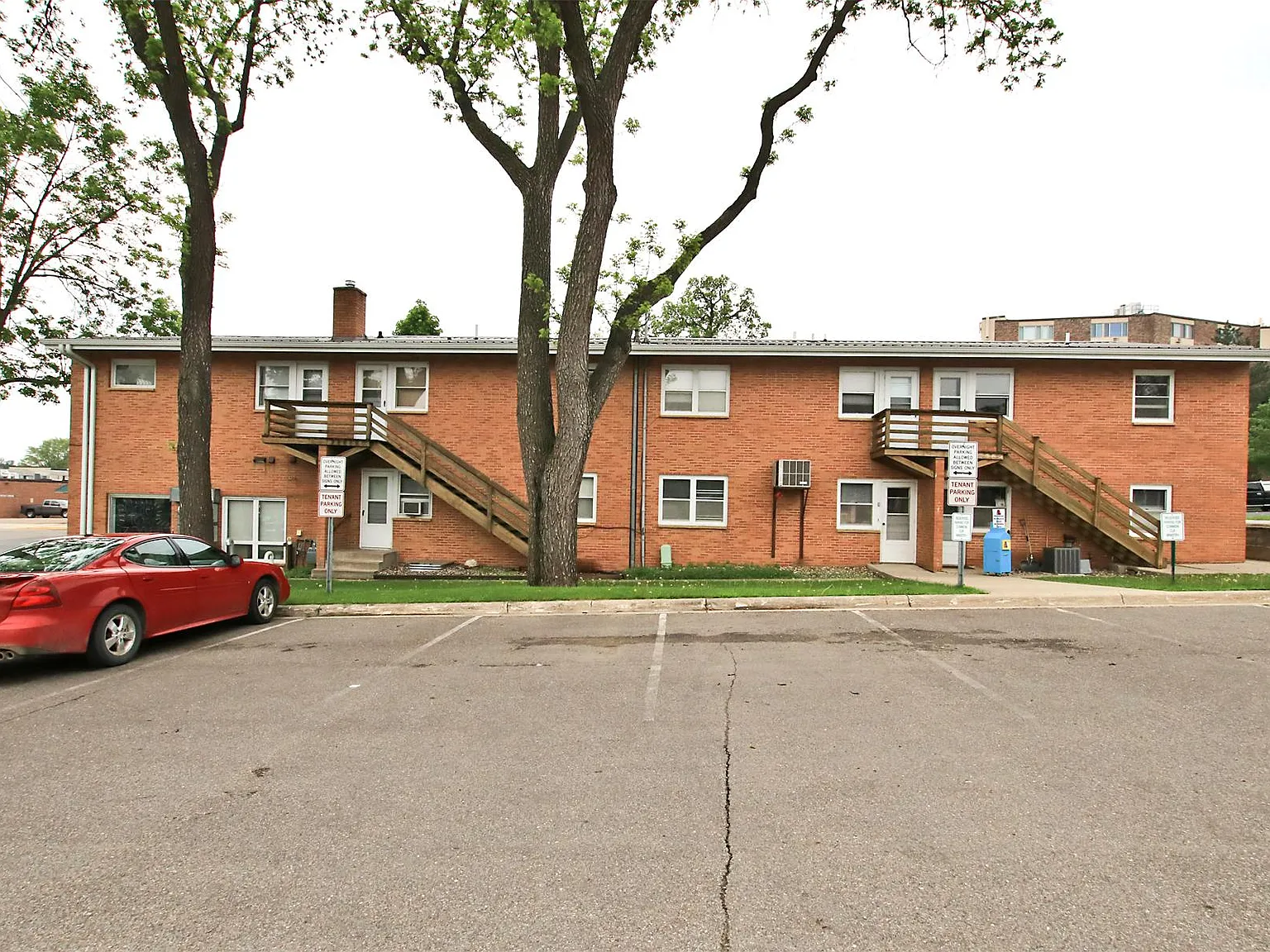 2 bed, 800 sqft, $1,155 — Photo 3
