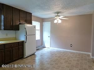3rd image of 60 Mulberry Dr