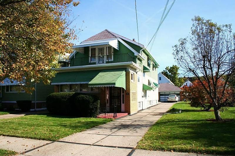 1st image of 147 Stewart Ave