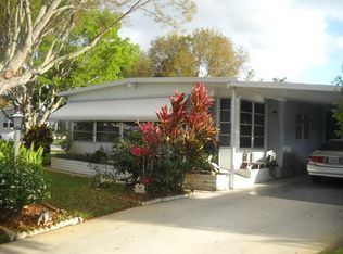 529 Charlemagne Blvd, Naples, FL 34112