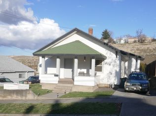 624 SE 3rd St, Pendleton, OR 97801