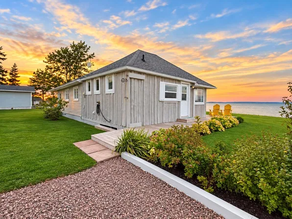 22 Arts Rd, Sherbrooke, PE C1N 4J8