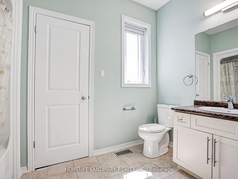 629 College Ave — Photo 26