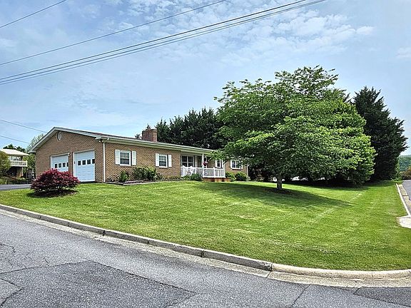 3rd image of 523 Gordon Ave