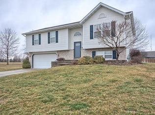 736 Copper Line Rd, Maryville, IL 62062