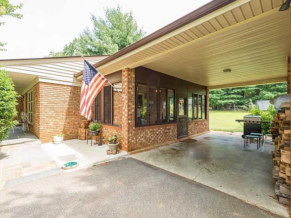 2nd image of 183 Terrace Hill Dr