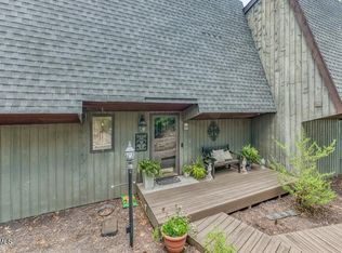 331 Hickory Blf #331, Johnson City, TN 37601