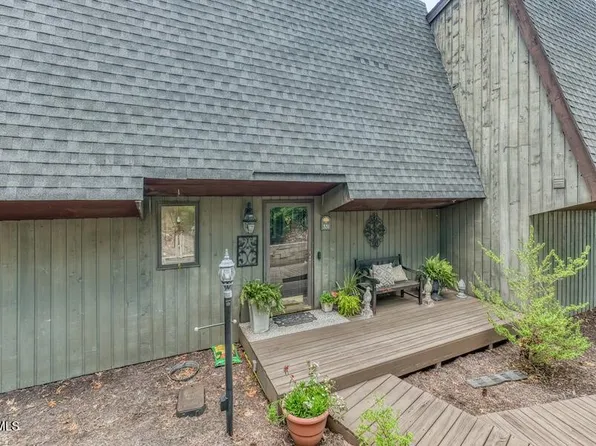 331 Hickory Blf #331, Johnson City, TN 37601