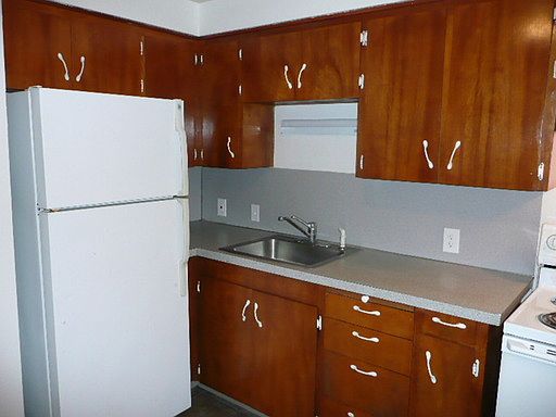 5th image of 2501 Lincoln Ave