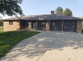 7300 Hickman Rd, Hickman, NE 68372