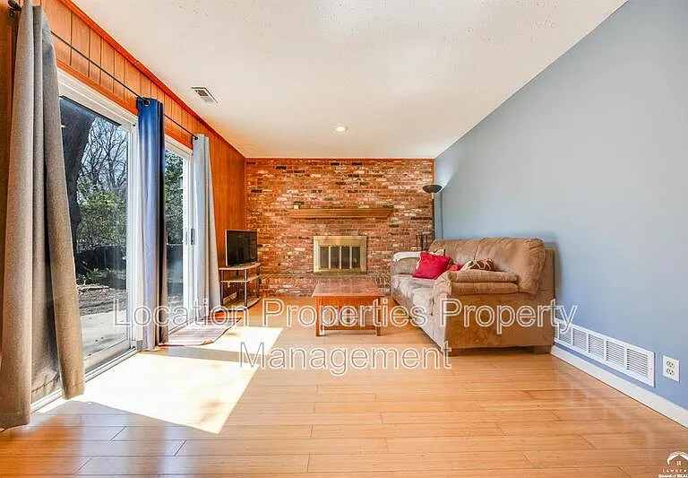 3421 W 10th Pl — Photo 40