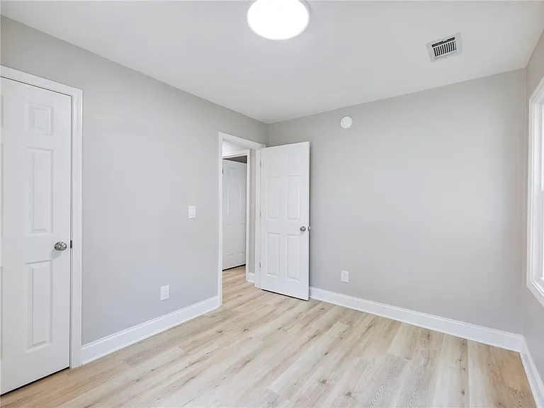 2862 Argyle Dr NW — Photo 16