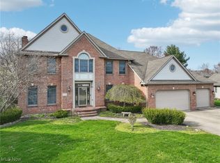 840 Olde Orchard Dr, Tallmadge, OH
