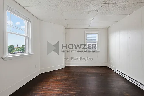 116 Clark St #1 Photo 1