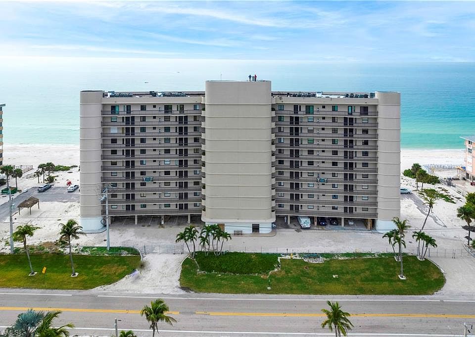 1st image of 26300 Hickory BLVD #305