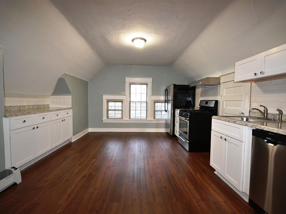 1st image of 3714 Walnut St APT 3