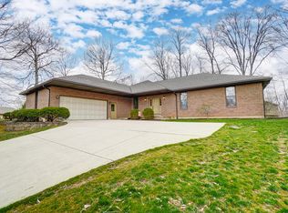 3802 S Eva Cir, Springfield, OH 45504