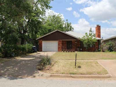 704 S Dunlap St, Hennessey, OK, 73742