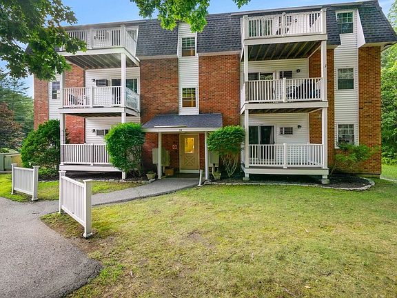 2nd image of 39 Ernest Avenue #202