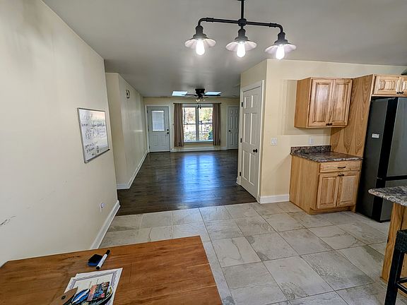 5th image of 11 James Ct #2