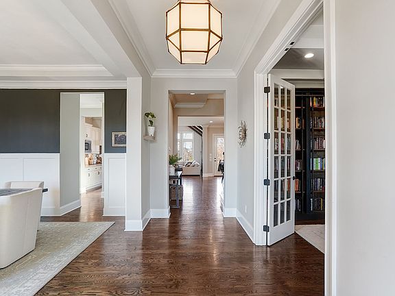 5th image of 6026 Blackwell Ln