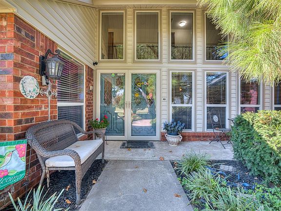 4th image of 8036 Brookshire Dr