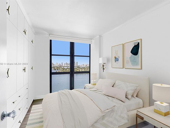 4th image of 9 Island Ave APT 2105