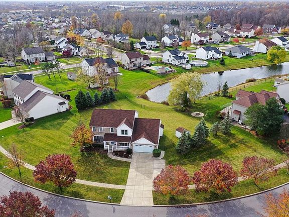 3rd image of 56 Stony Brook Dr