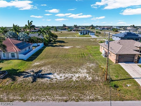 4th image of 4609 NW 31st St
