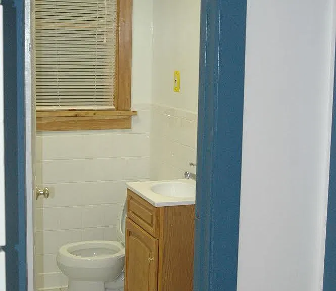 Louis St — Photo 2