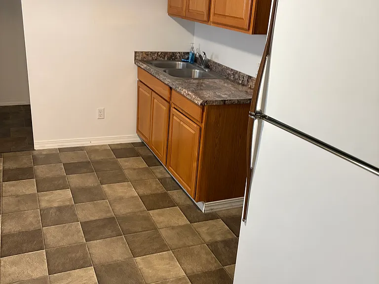 109 F St #6 — Photo 2